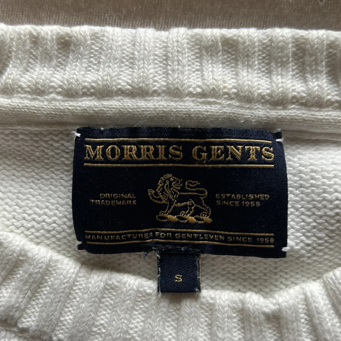 Vit stickad tröja från Morris Gents - 2