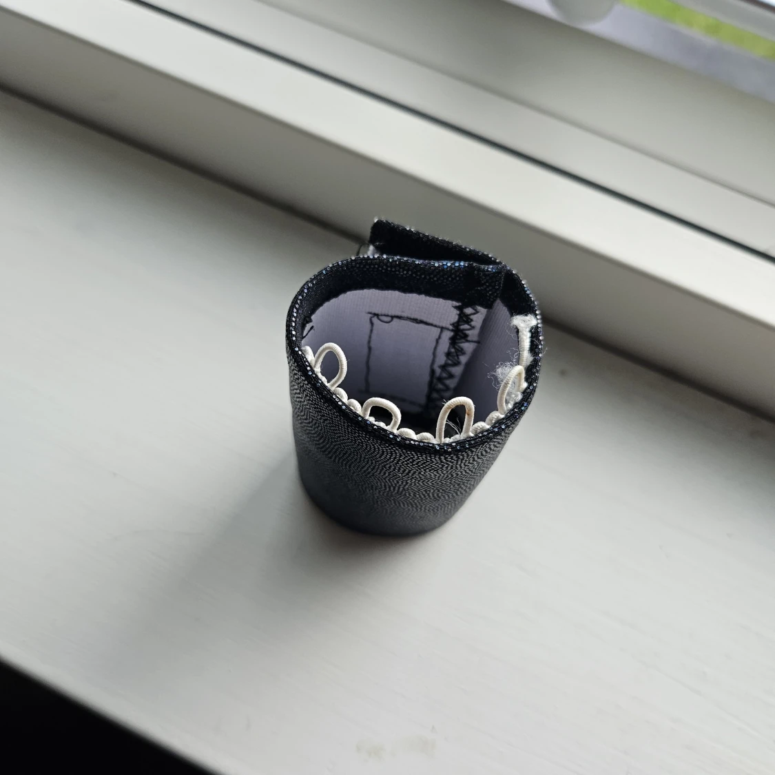 Svart glittrigt disco kon  - 1