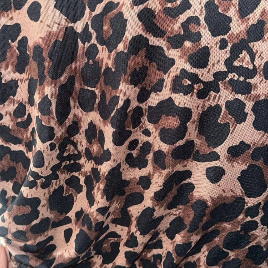 Lång leopardmönstrad klänning - 2