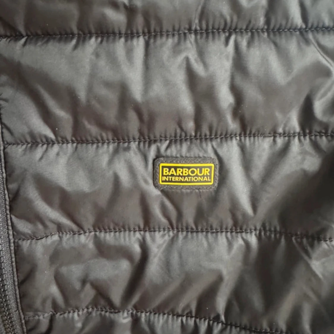 Svart väst Barbour M - 1