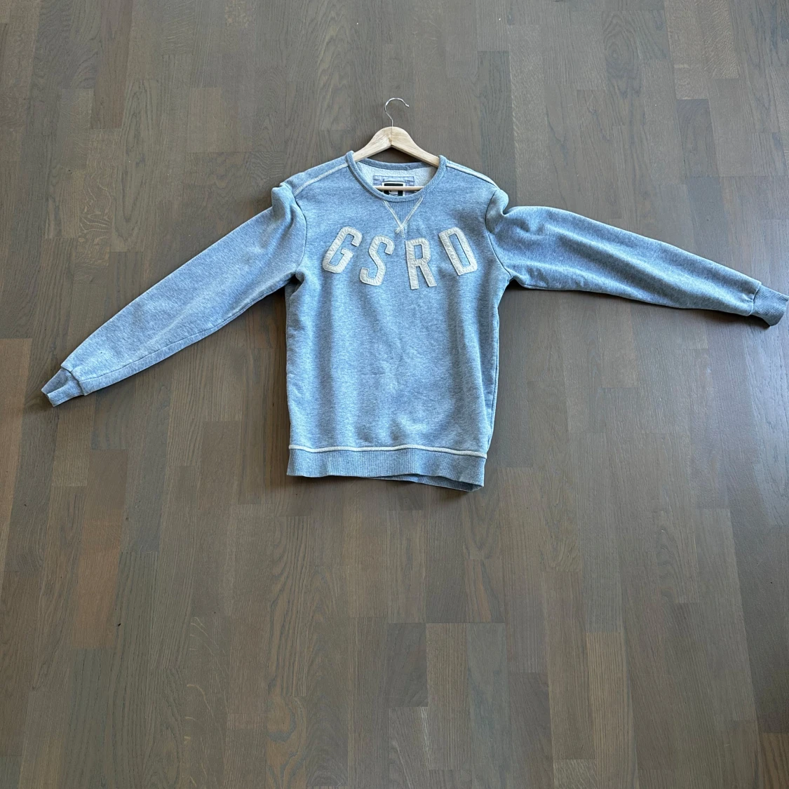 Grå sweatshirt från G-Star RAW