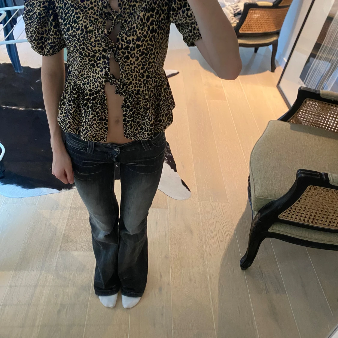 Leopardmönstrad blus från KIABI XS - 1