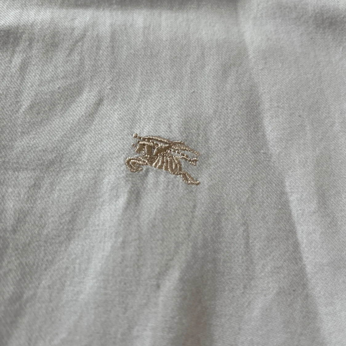 Vit skjorta från Burberry med rutigt foder - 3