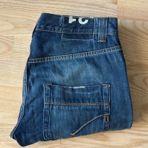 Dondup Jeans  - Dondup jeans | Modell: George/ Jar | Skick - 10/10 aldrig använda | Storlek - W31