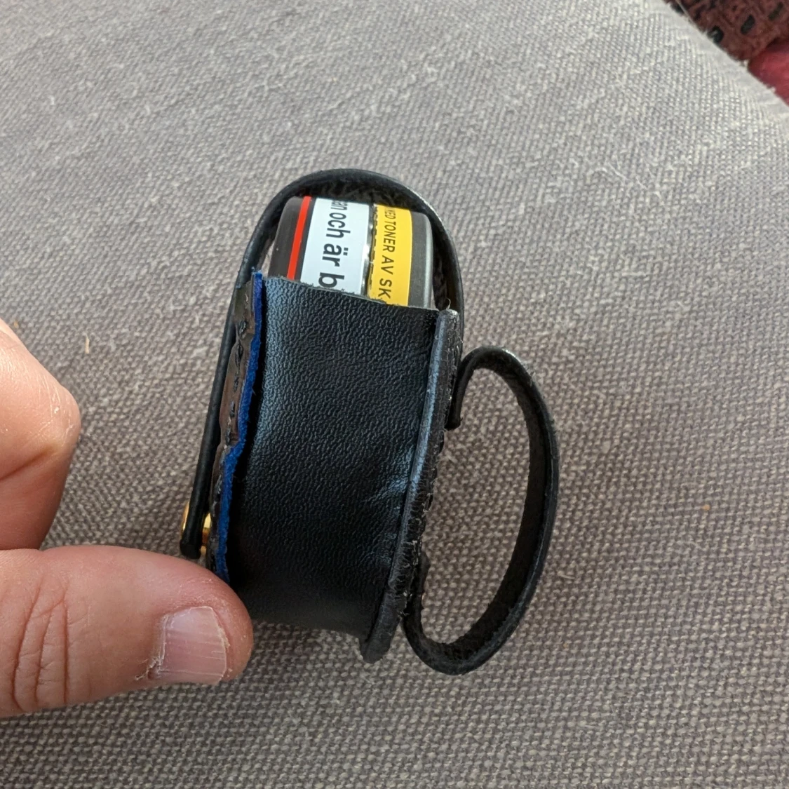 Svart snusdosa-fodral i skinn - 2