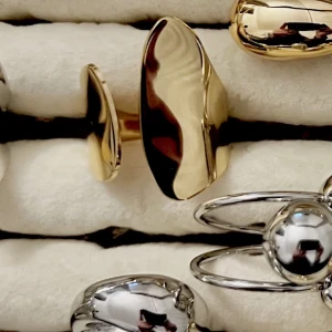 Rostfritt stål ring - Alla som köper minst 2  ringar får en slumpmässig vald ring på köpet. 🛍️🛍️