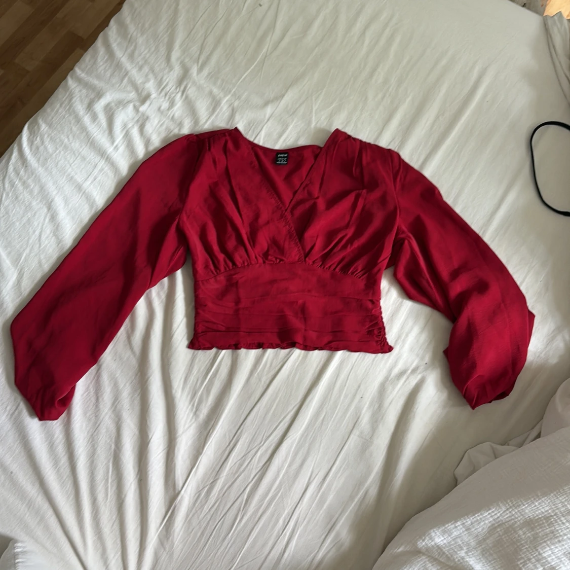 Röd croppad blus från SHEIN - 1