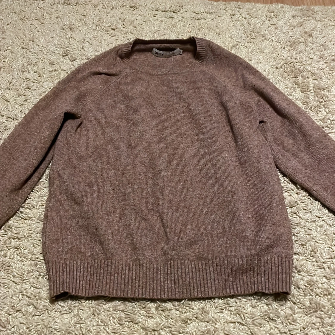 Rosa stickad tröja från ONLY