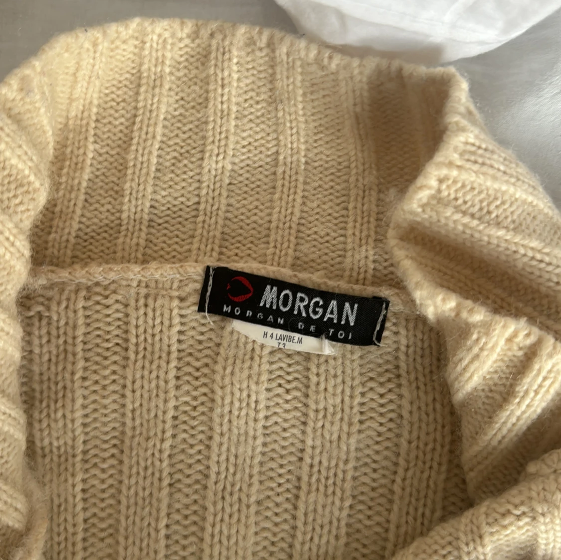 Beige stickad väst från Morgan - 3