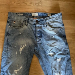 Jack and jones - Slitningar