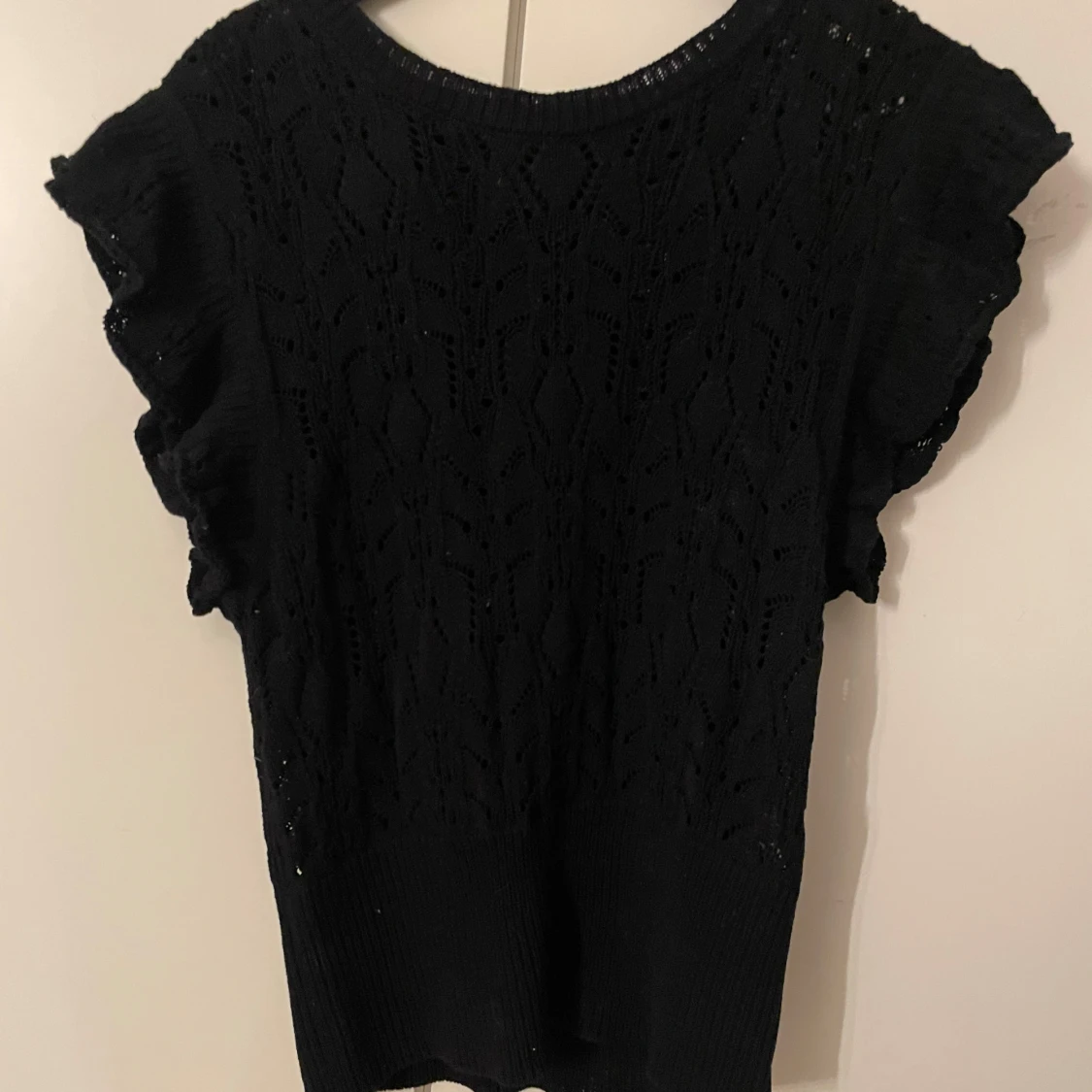 Svart spetsblus från Lindex - 1