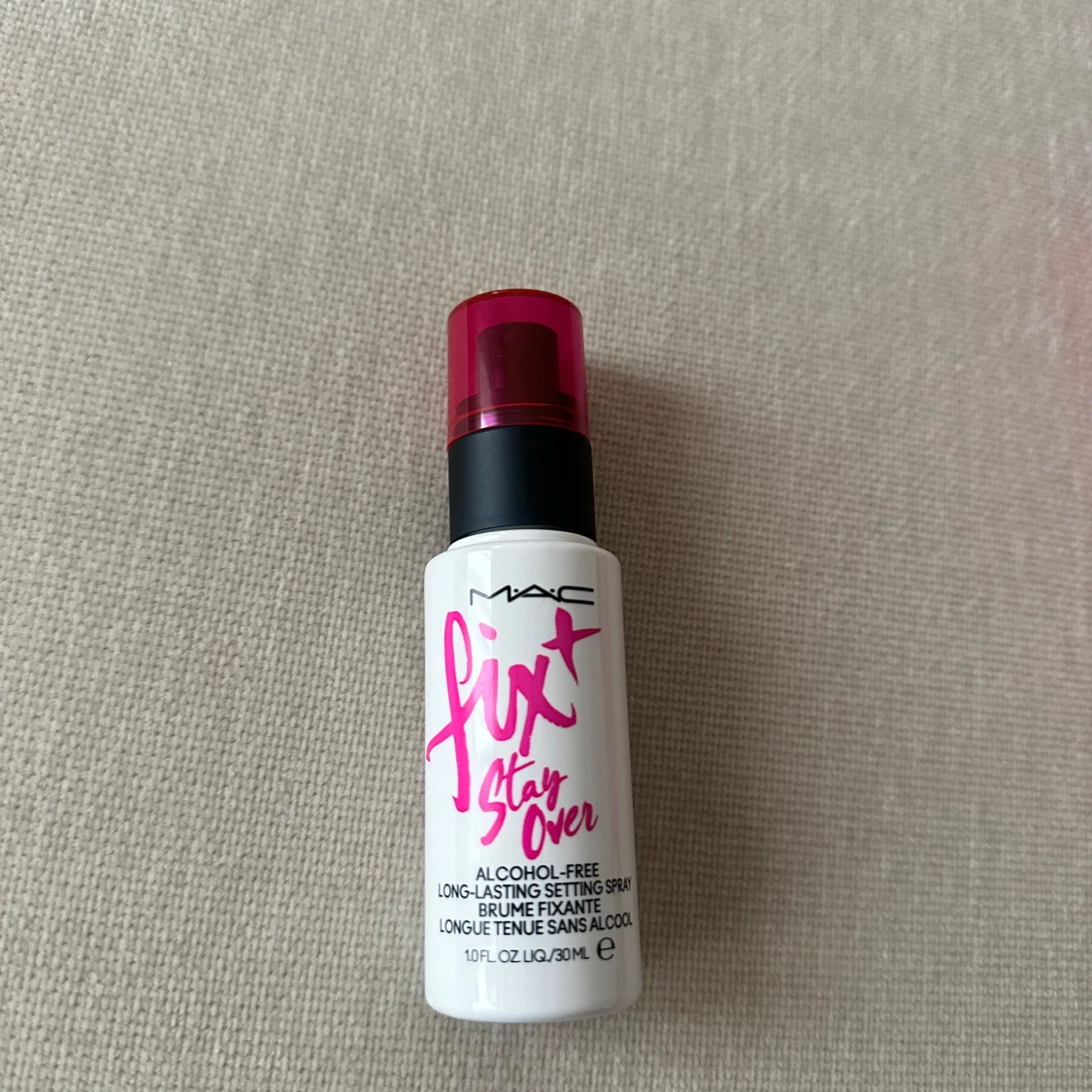 Fix+ Stay Over Setting Spray från MAC - 1