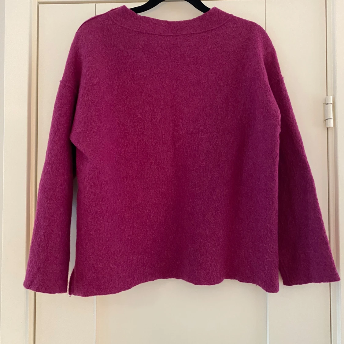 Lila stickad tröja strl M - 2