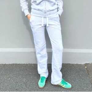 Grå mjukisbyxor från russemerch  - Helt nya mjukisar med lapp kvar från russemerch i stl S!🥰