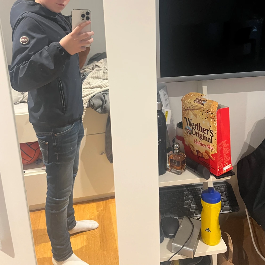 Mörkblå vindjacka från Colmar Ny pris cirka 3000 mitt pris 800 kr  - 2