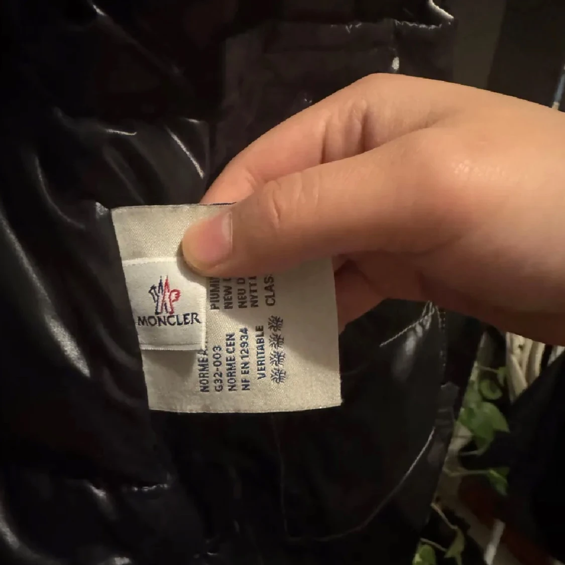 Svart pufferjacka från Moncler - 3