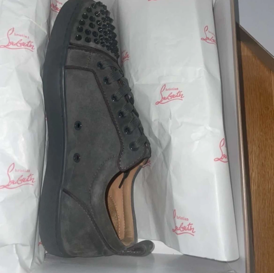 Gråa Christian Louboutin - 1