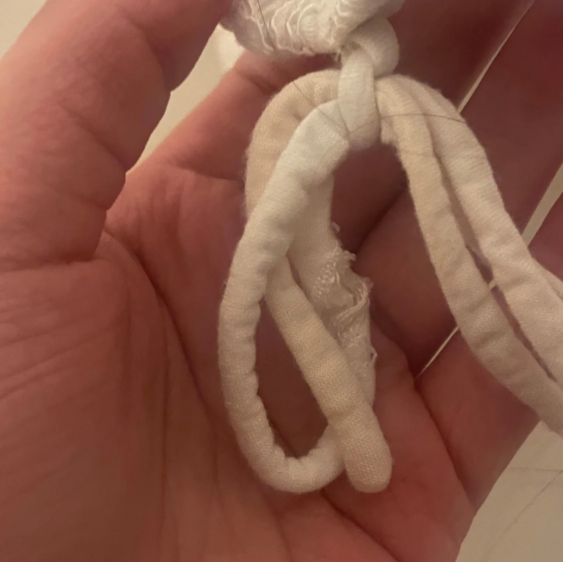 Vit topp med snöre från new yorker - 1