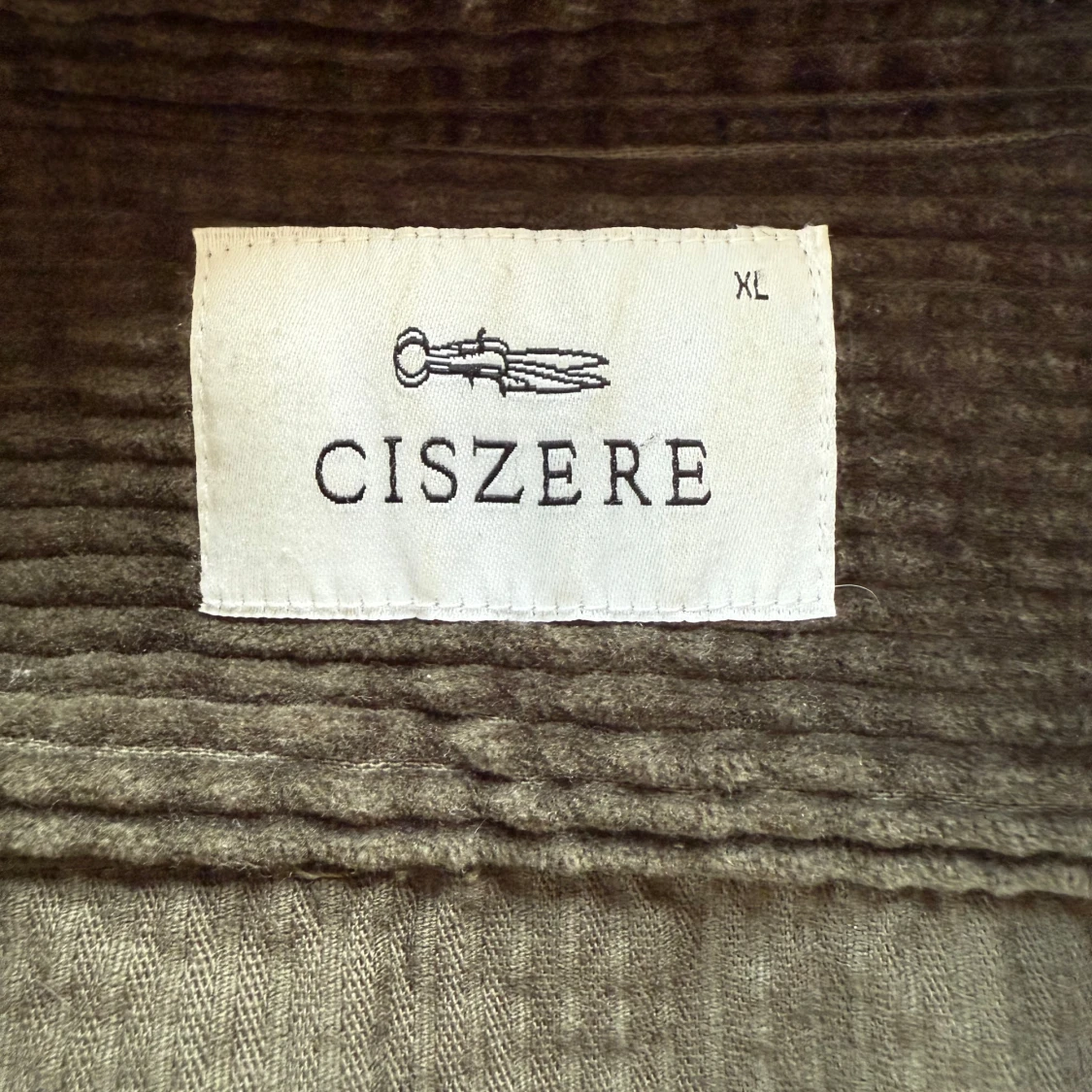 Olivgrön manchester overshirt från Ciszere - 1