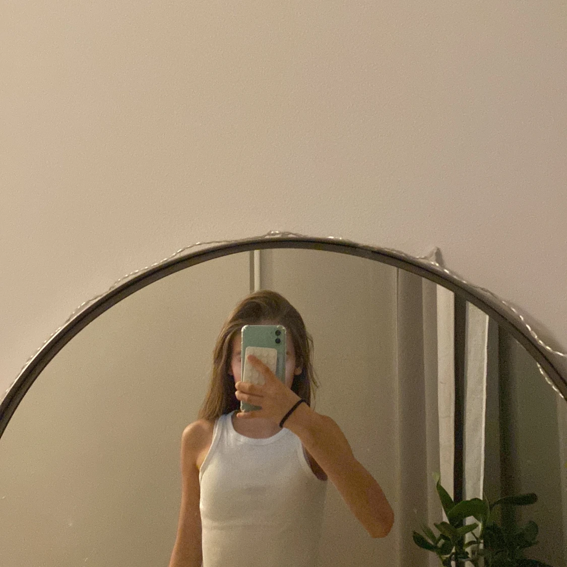 Super snygg vit ribbad linnetopp från H&M