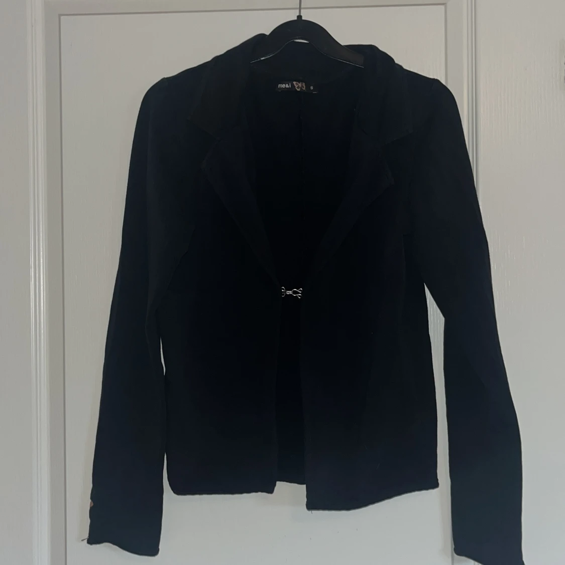 Svart kavaj från Meandi