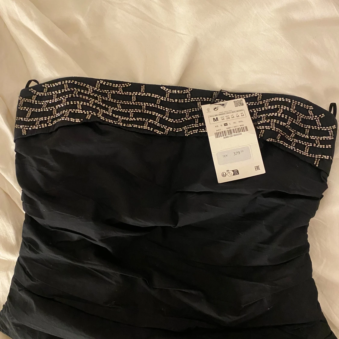 Svart glittrig topp - 2