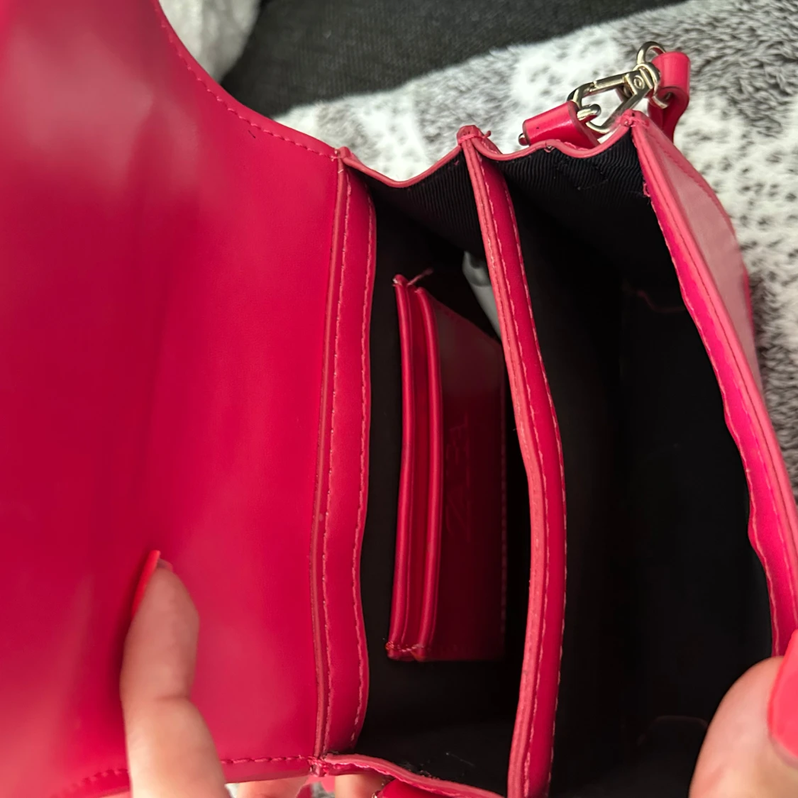 Mini rosa handväska med axelrem - 3