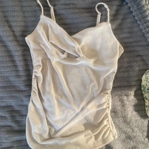 Glitter linne - Fint glitterlinne i superbra skick!