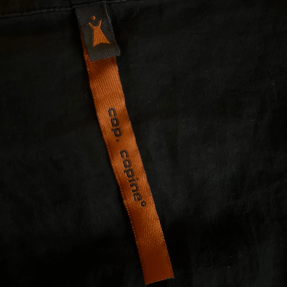 Svart Cop.Copine blus med knyt och cut-out - 4