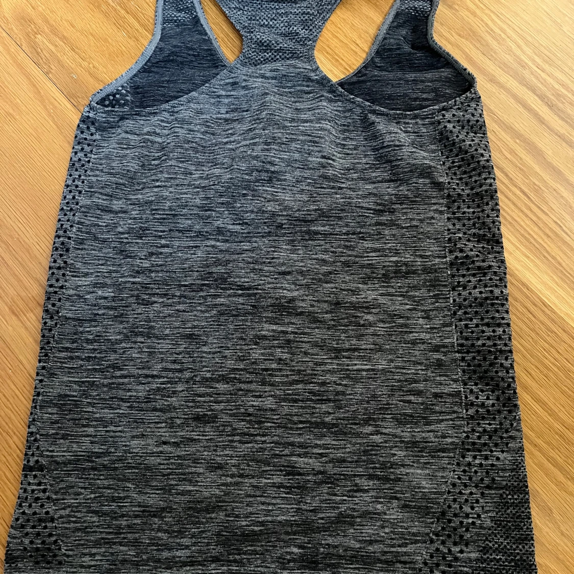 Mörkgrå träningstopp - 1