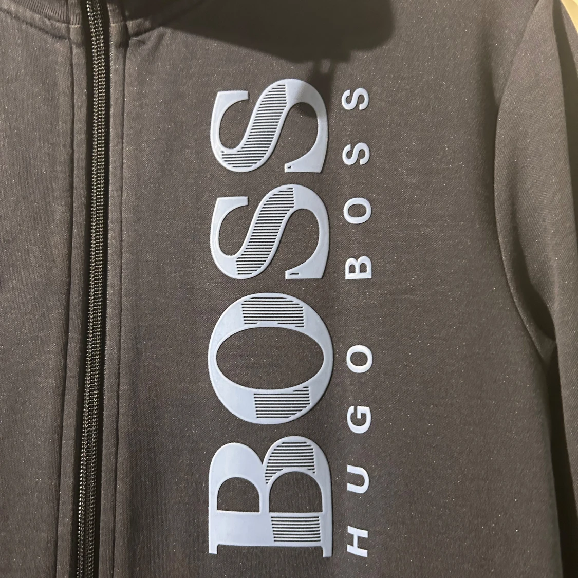 Mörkblå zip  från Hugo Boss - 1