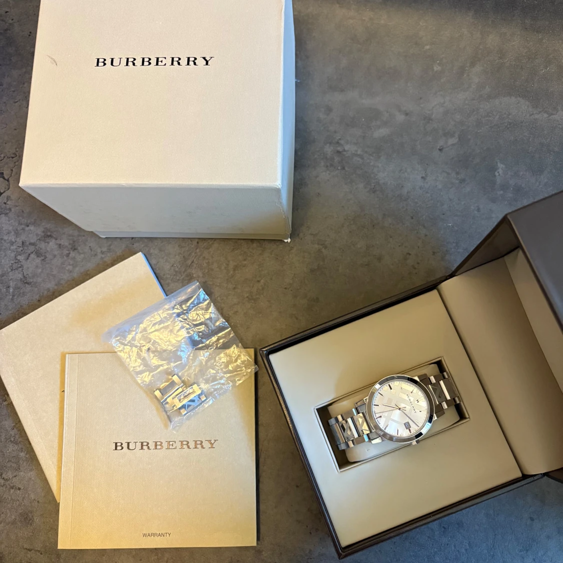 Burberry klocka