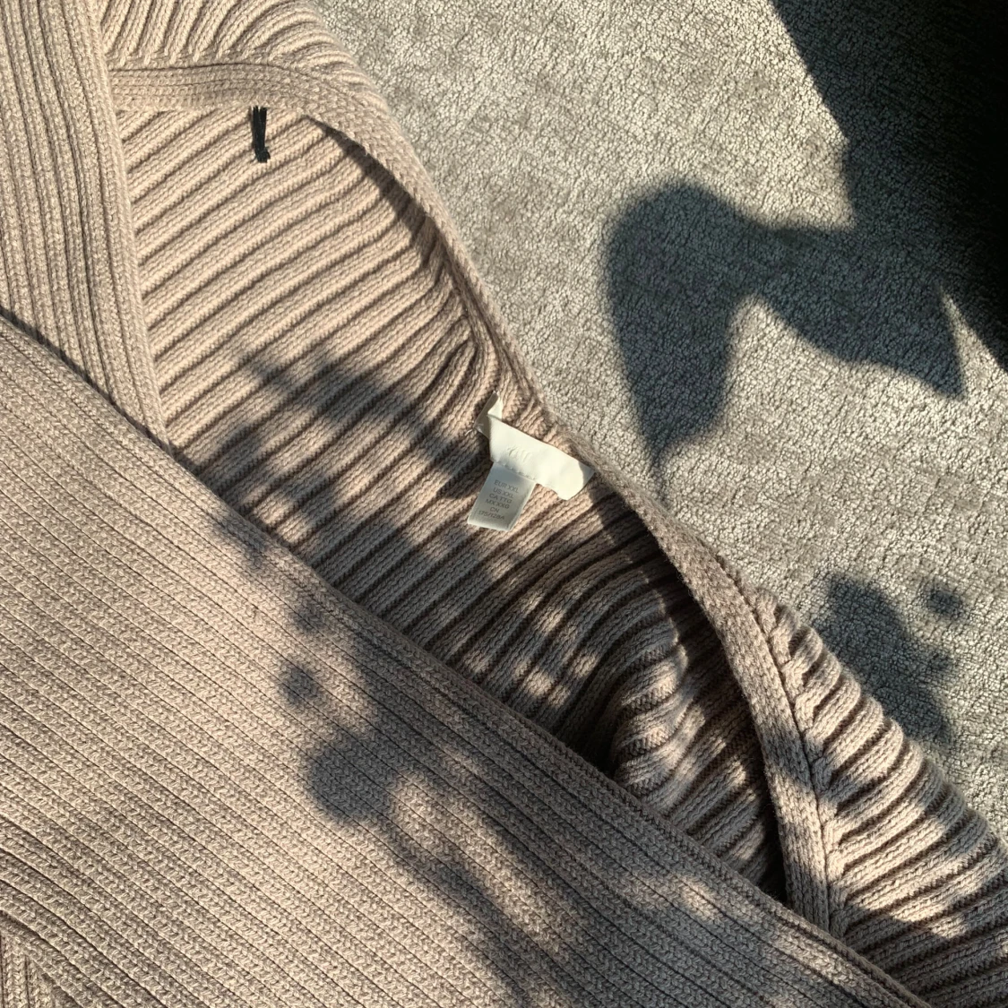 Beige ribbad kofta - 1