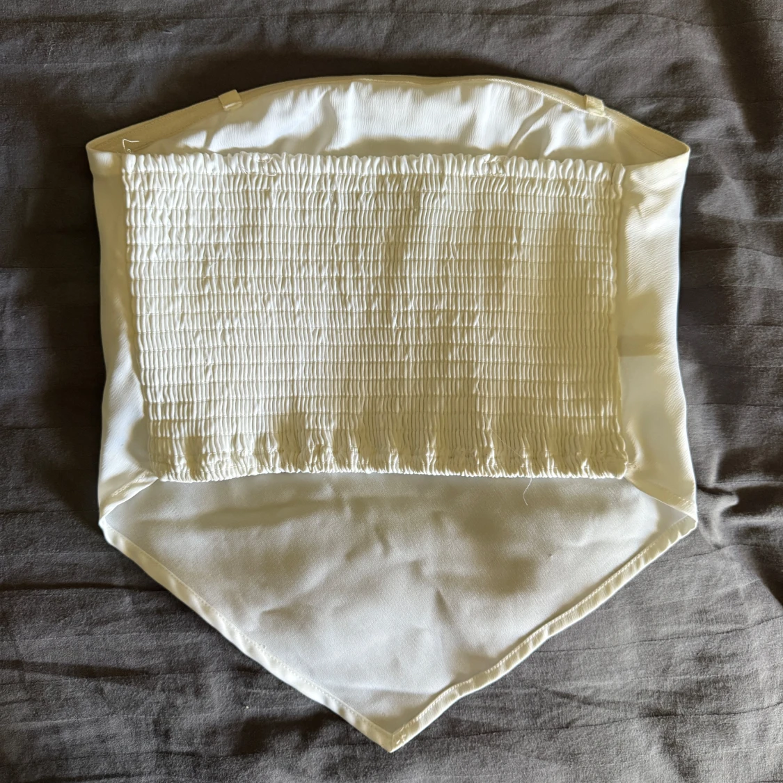 Vit tubtopp från BikBok - 2