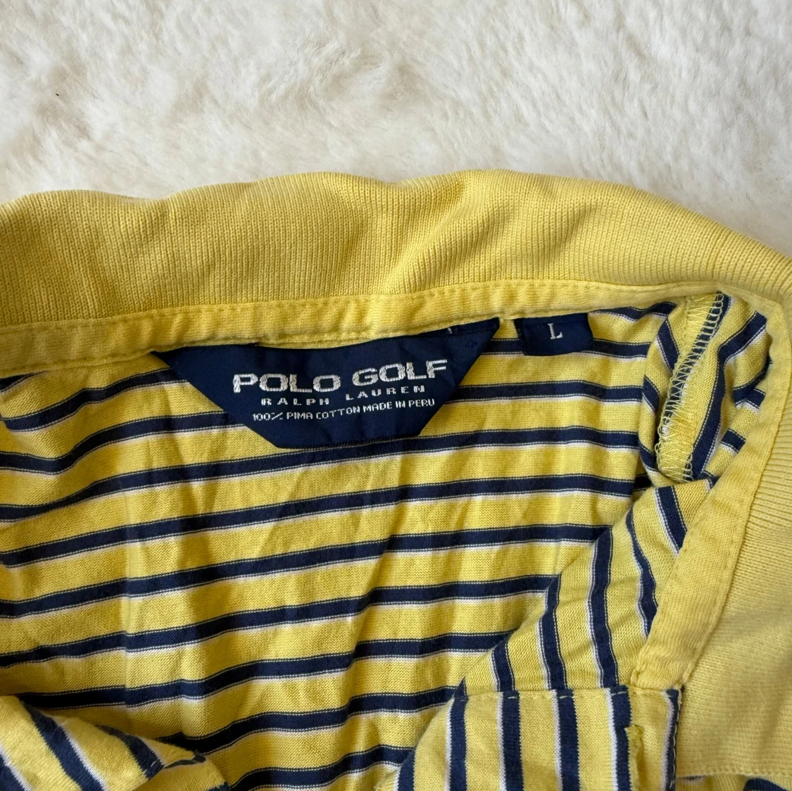 Gul och marinblå randig pikétröja från Polo Golf Ralph Lauren - 1