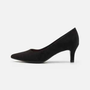 Svarta pumps med klack - Slutsålda klackskor från Anna Field, Zalando. Endast testgågna så de är i perfekt skick. Klacken är 6 cm!