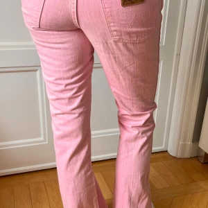 Rosa jeans  - supersöta rosa jeans 🩷🩷