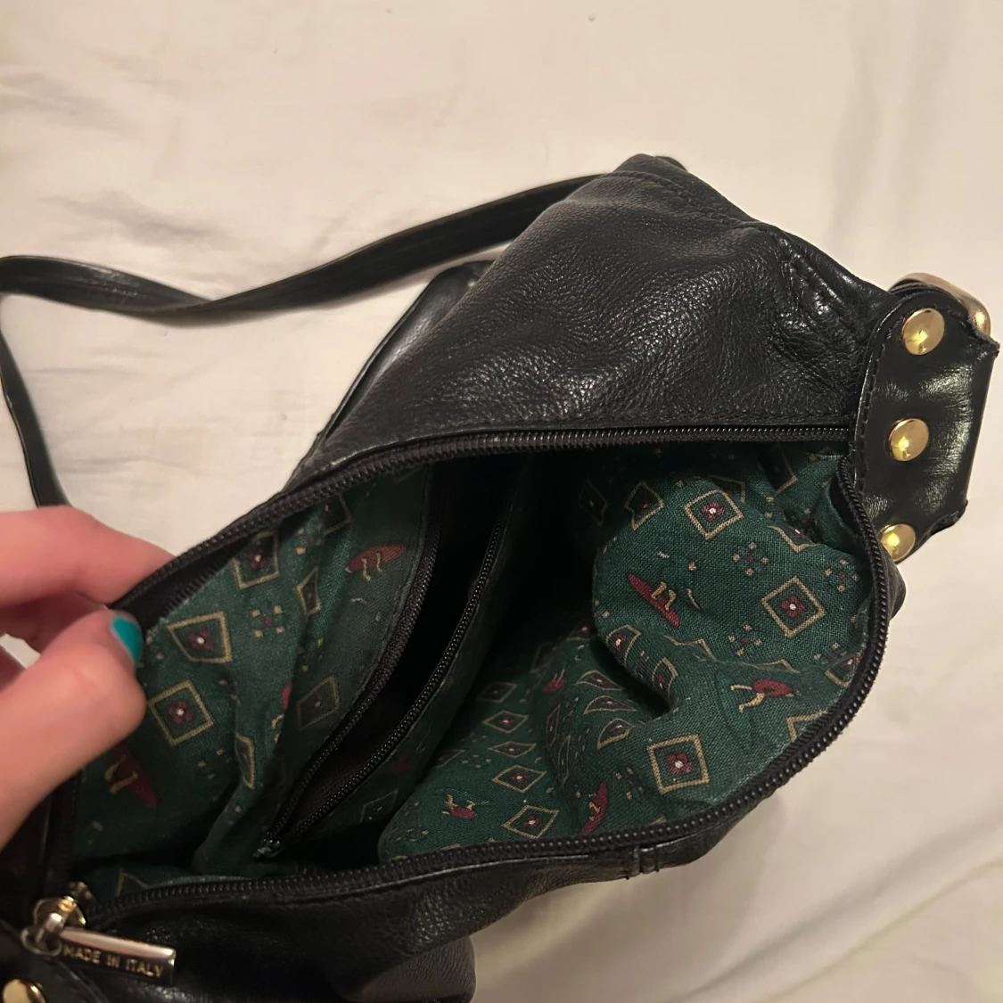 Svart axelväska  - 2