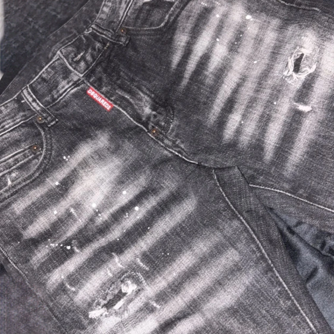 Svarta Dsquared2 jeans med slitningar - 1