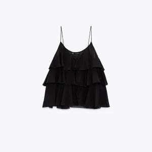 Svart volang topp Zara - Supersöt svart linnetopp från Zara med tunna axelband och flera lager volanger. 