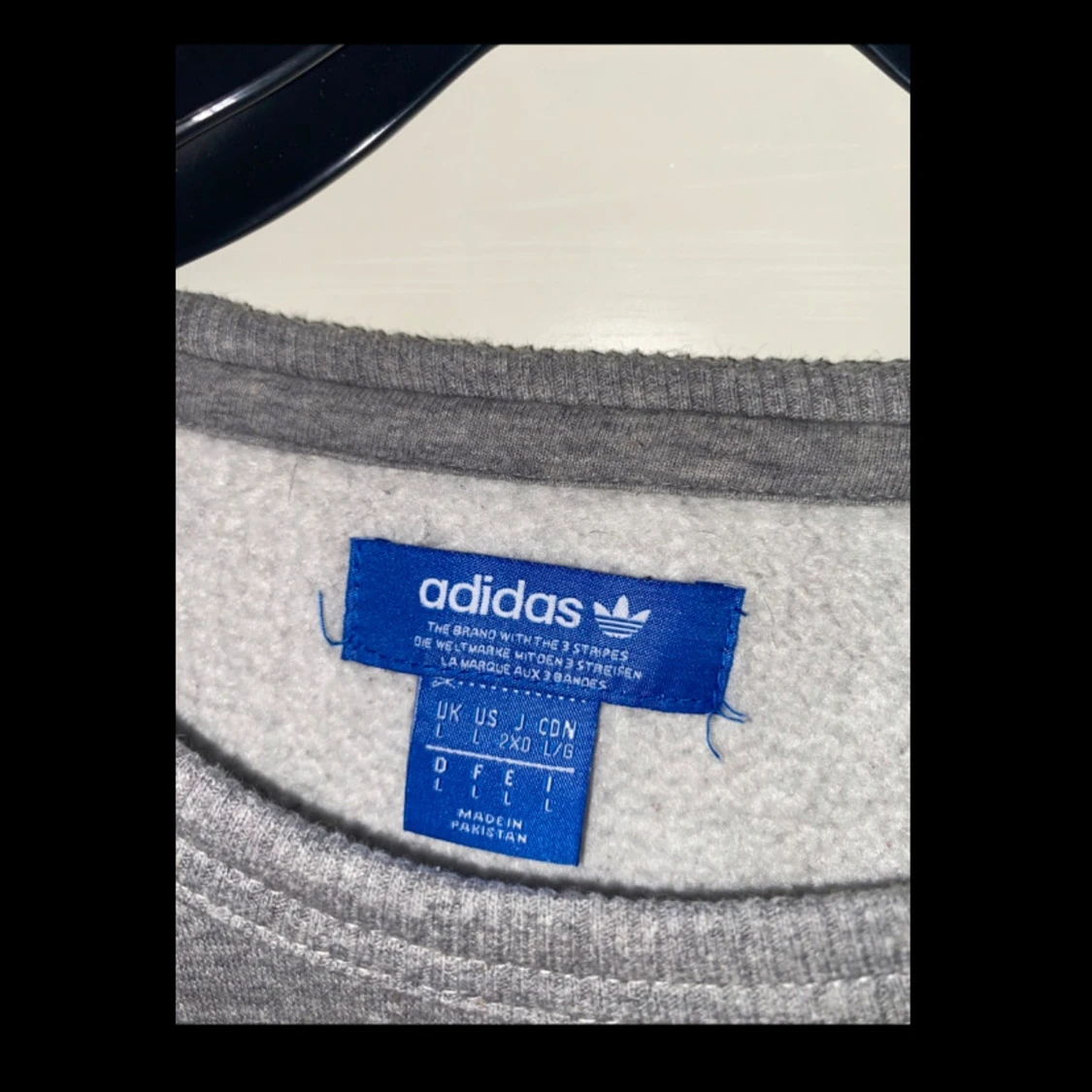 Grå sweatshirt från Adidas Originals - 1