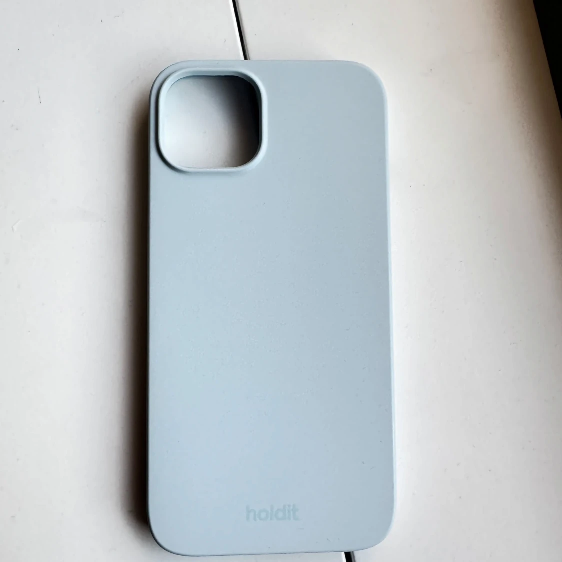 iPhone 13 holdit skal