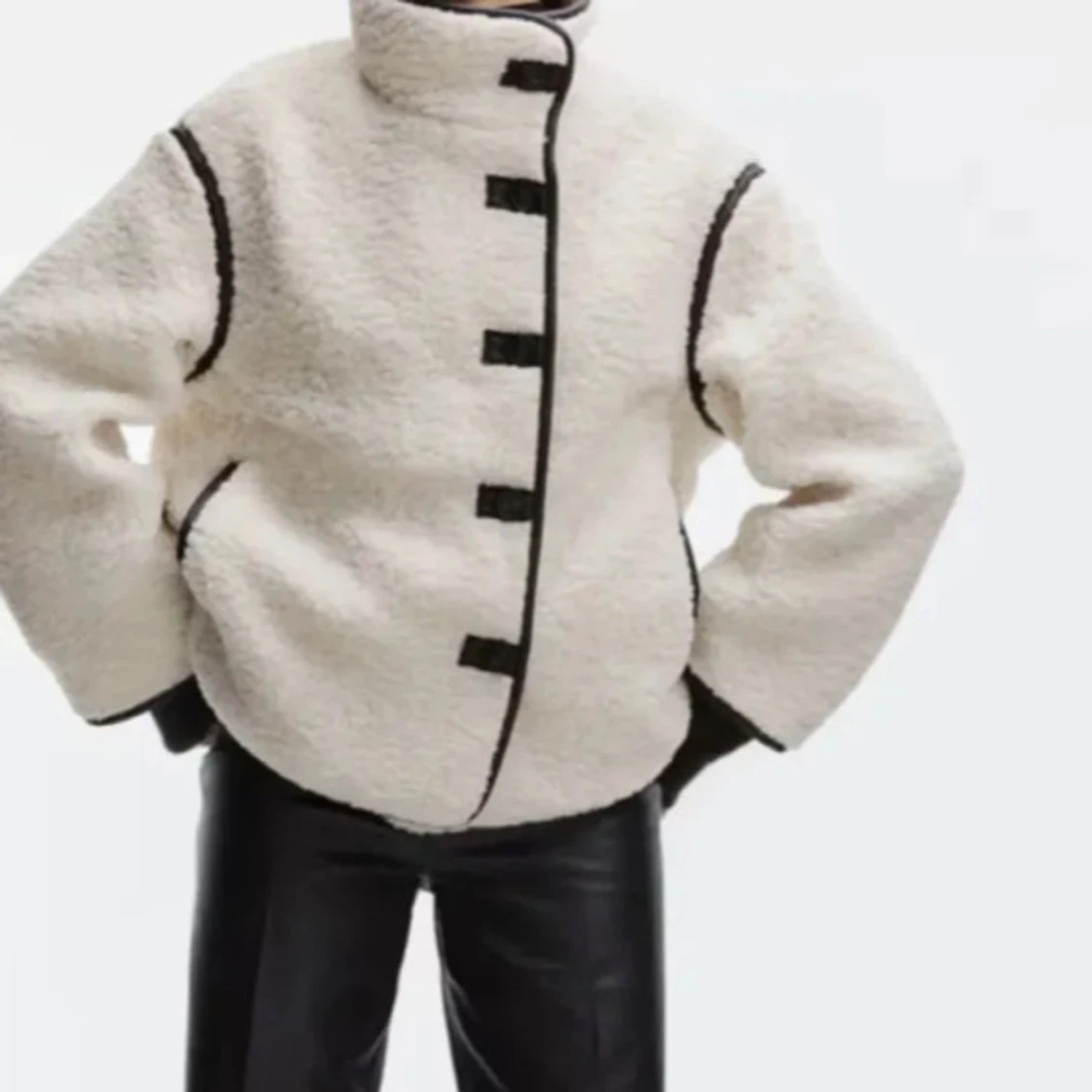 Vit teddyjacka från H&M - 1