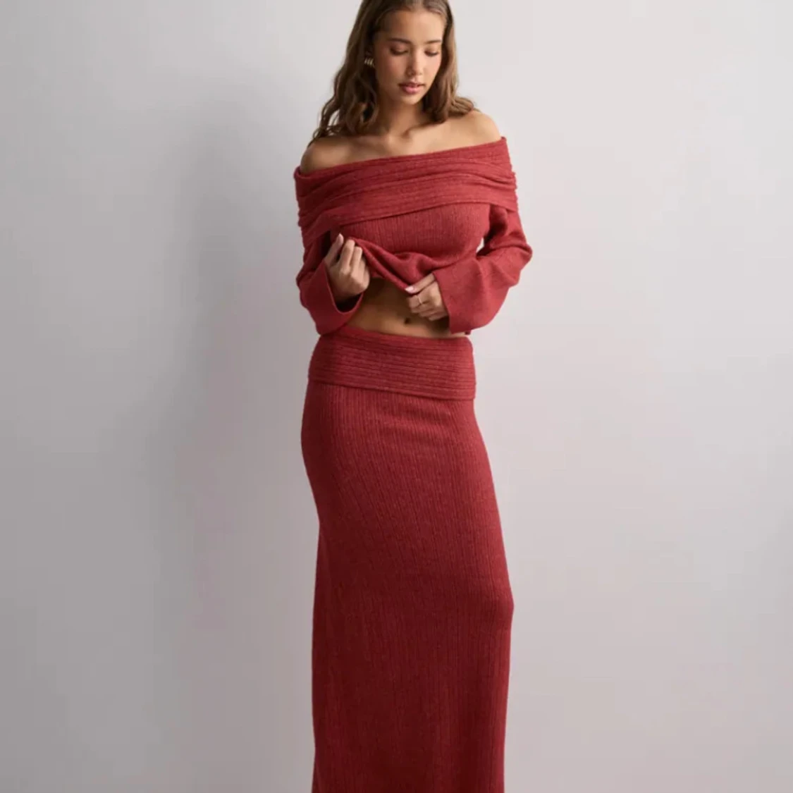 Nelly set off shoulder  - 2