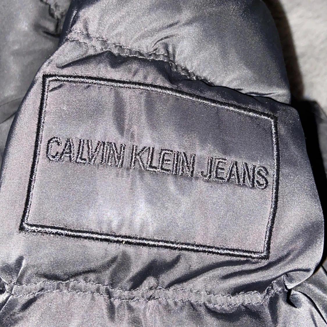 Svart dunjacka från Calvin Klein Jeans - 2