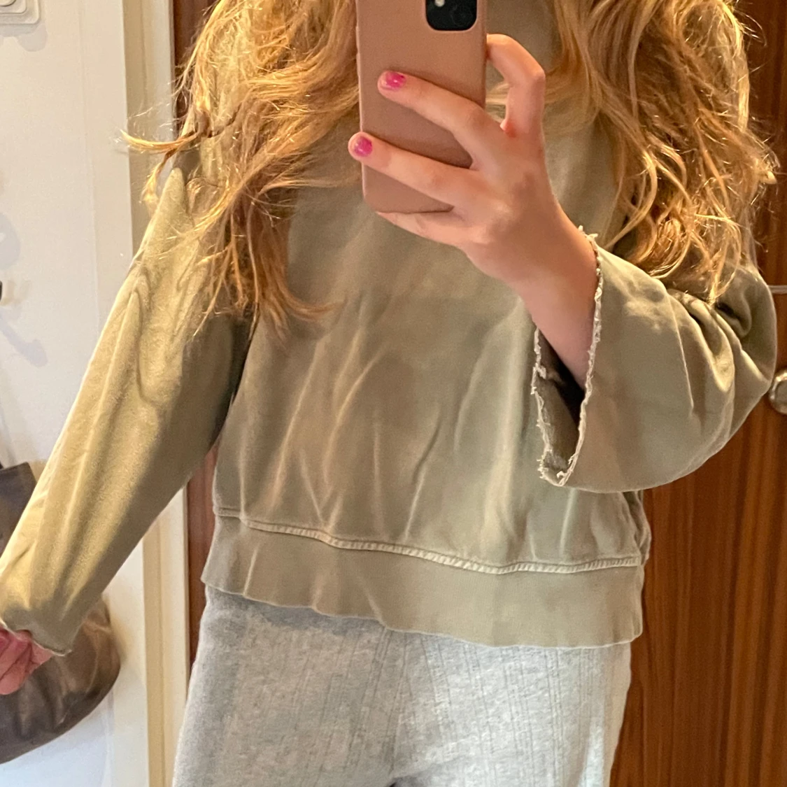 Beige loose långärmad tröja