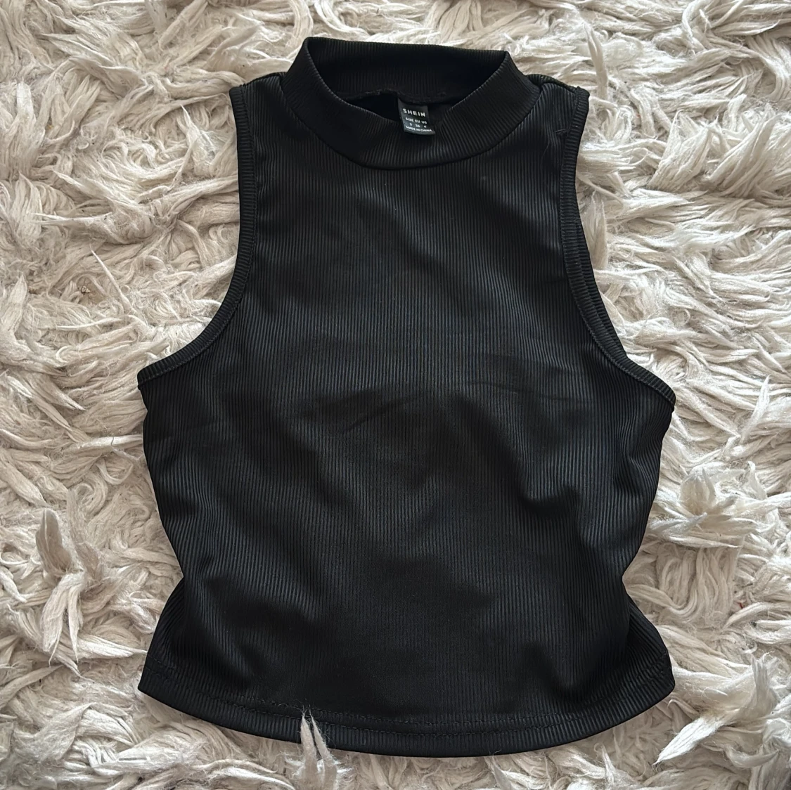 3-pack ribbade croppade linne-toppar - 3