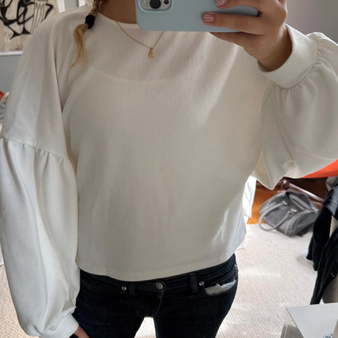 Tröja med ballongärmar