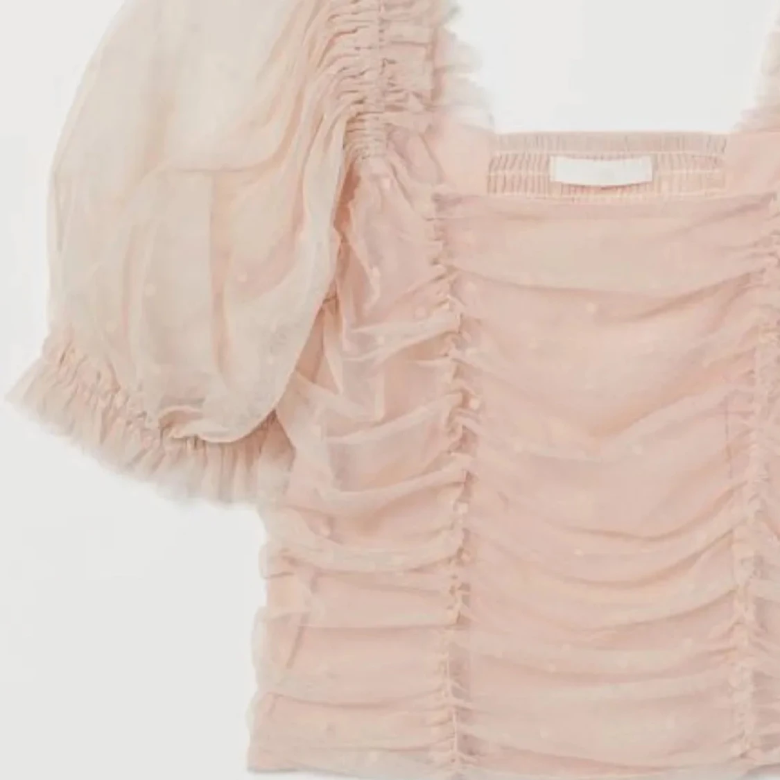 Puffärmad rosa blus i mesh - 1