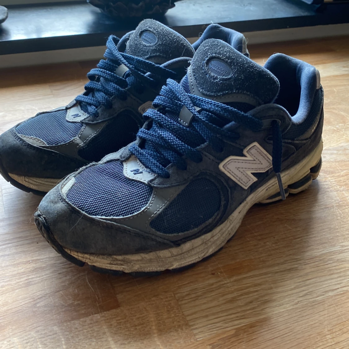 New Balance 2002R